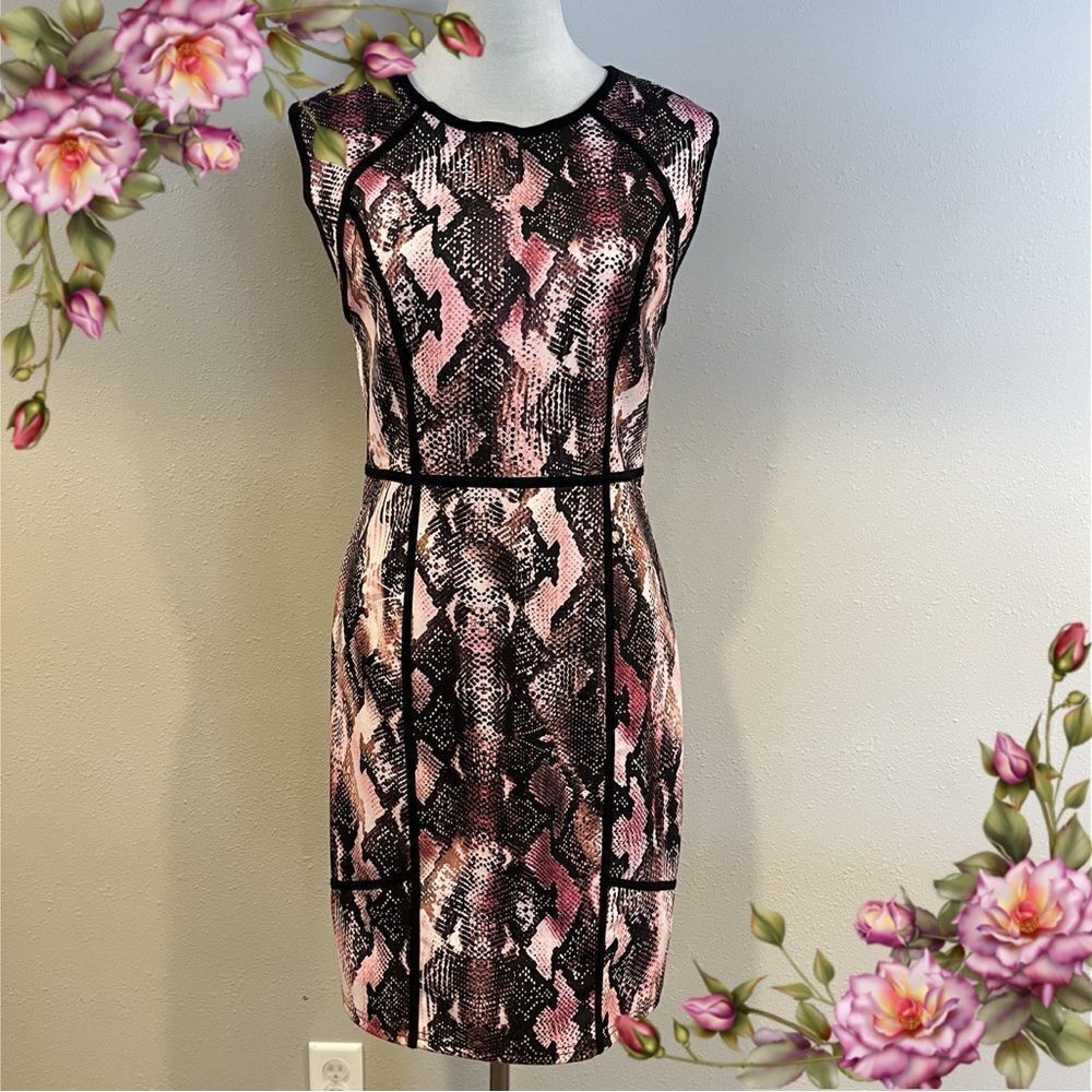 Jennifer Lopez snake print knee length sleeveless dress size 10‎